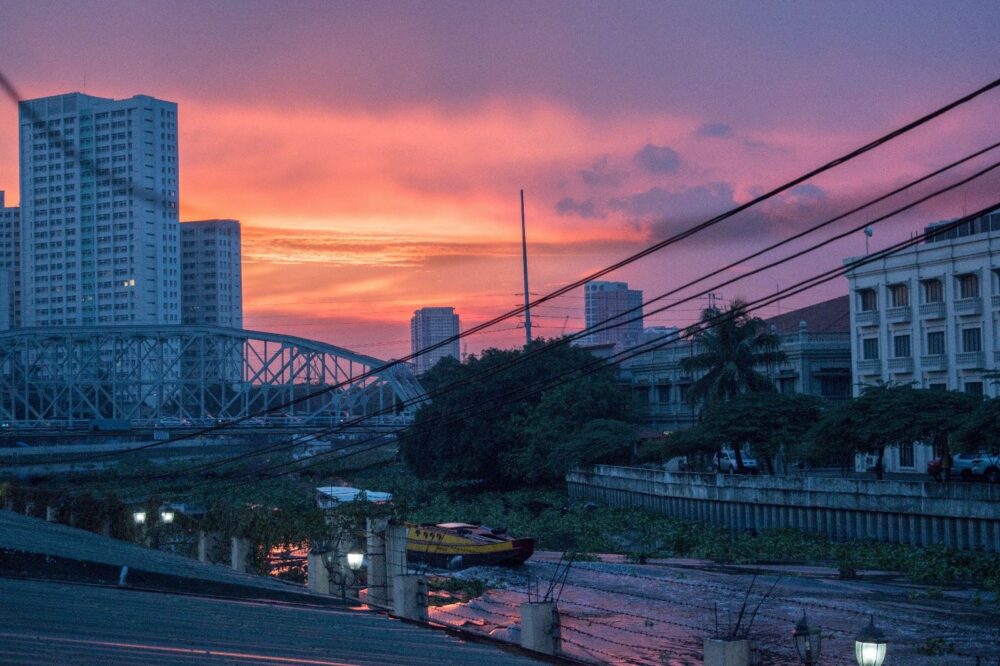 2016-08: Wärmste Sommergrüße aus Manila sendet unser ehemaliger Chefredakteur Eike