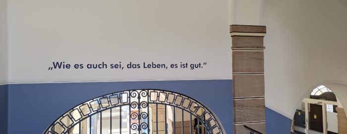 „Zitate sind Überreste der Gedanken anderer Menschen.“